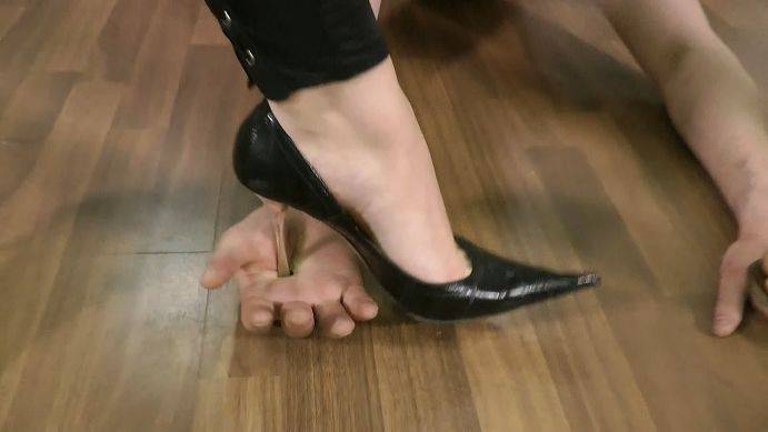 150036wozm8ojc8r3fnnoj.jpg