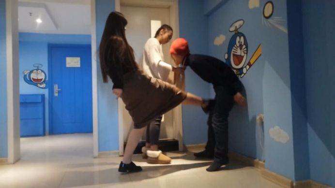 124047j51qin5je44ei14l.jpg