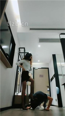 114840vrc3r8b8p61b16md.jpg