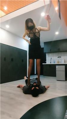 124950ni44c09cjuou45w9.jpg