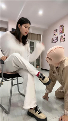 212030x6zzjmjffjnbqst1.jpg