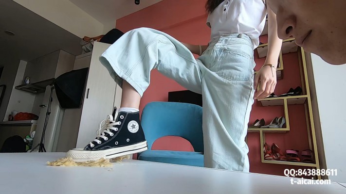 172519klk7l6ic6uzsu4i6.jpg