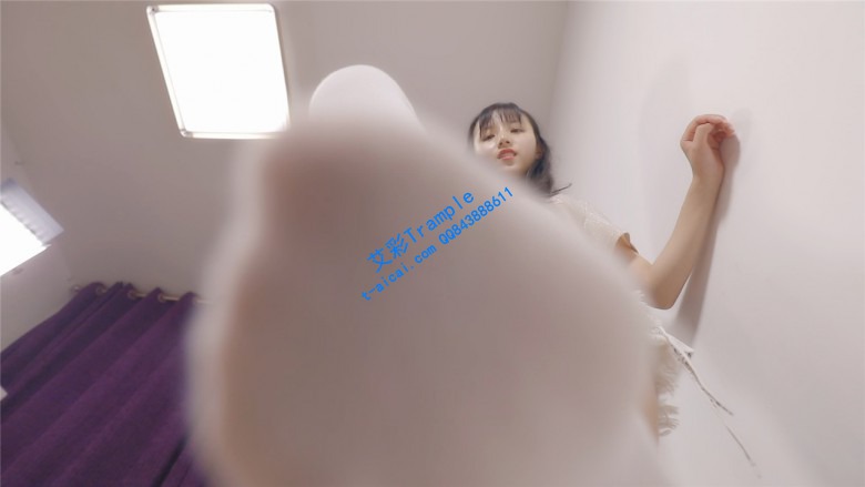 222116f2c351a1x1nt4bsp.jpg