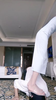 085228f887k2kcqv2mgg87.jpg