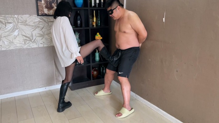 133643oa9e0ie0vzl9aktt.jpg