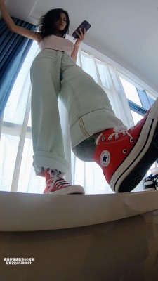 095742ill3wdw0870lv1do.jpg