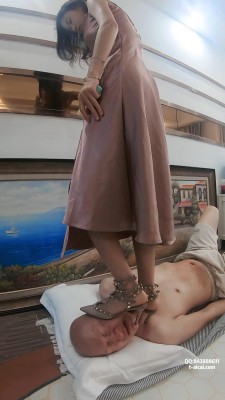 120410shzr7rkkkh0yu2qy.jpg