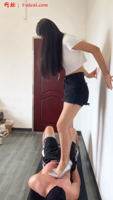 160001odxf2fb24w0d3bot.jpg