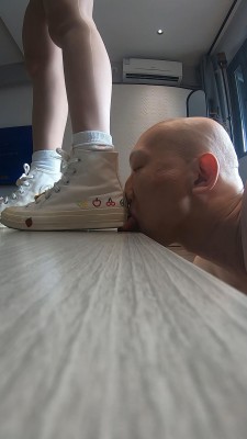 115257e4e11481sq411e5e.jpg