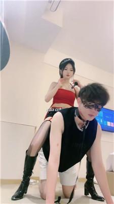 141939xuux9zcfmy47fxfi.jpg