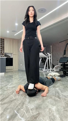 麋鹿银儿_20250120222858.JPG