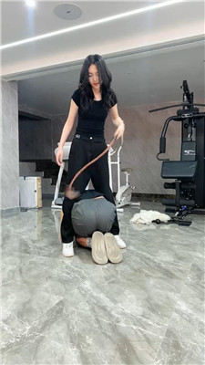 麋鹿银儿_20250120223215.JPG