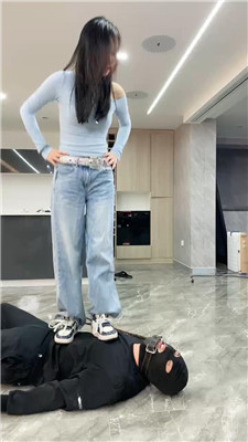麋鹿银儿_20250217221907.JPG