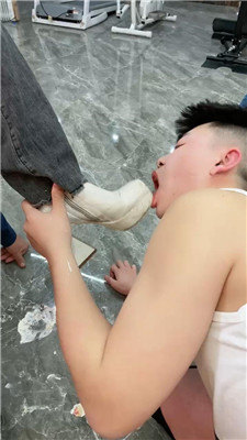麋鹿银儿2_20250308222522.JPG