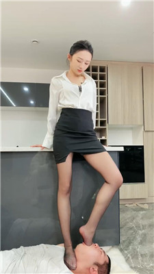 麋鹿银儿_20250311182427.JPG