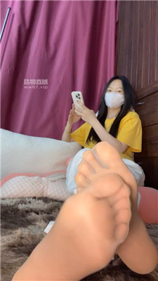 110508ld7hxeegua3nosem.jpg