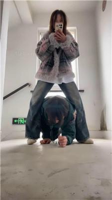 221509rlmxbg1jj9yb1kf0.jpg