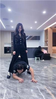 010309yg1w5t8w58t19tte.jpg