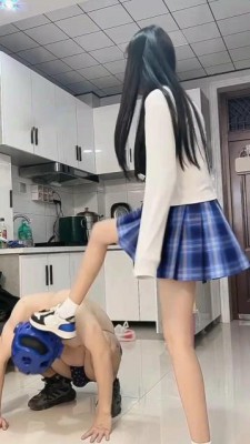 192357dkrr4ro414crr3h4.jpg