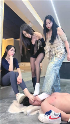麋鹿银儿_20251011023239.JPG