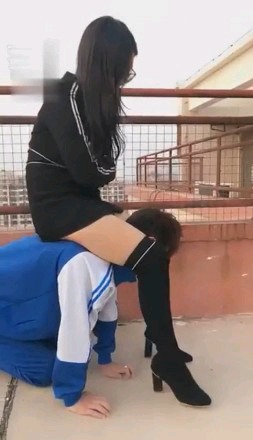 729e1ef3f8b5acdaa6f84e5f9d34f2c0.jpg