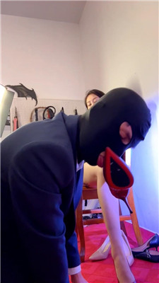 2512102029_20251210203030.JPG