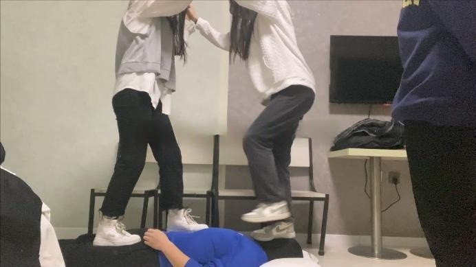 11 (21).jpg