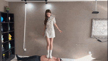 094627vj55p84epckceb93.gif