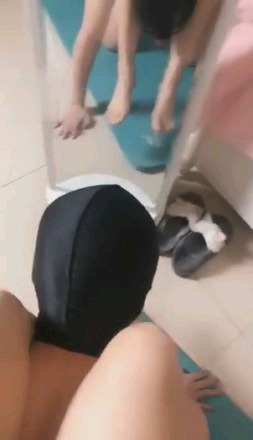 8c9bd52565f77a178e5a18e798f8f8c6.jpg