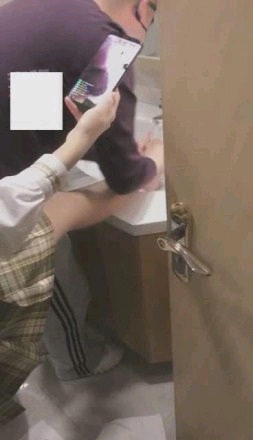 f68c0f9c50628f906e450ff76111d9b9.jpg