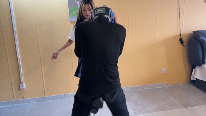 085123mp9uyh9j4zyhpuay.jpg