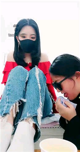 9cf14f22cf3585d71e6e6d613cd74bc3.jpg