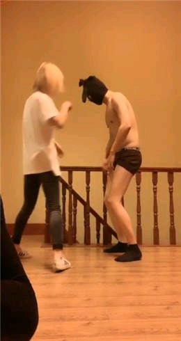 ad0ac3f991e8ac09a409ab54ea7d43db.jpg