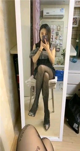 0ac76c5d15085c5e40e4e63178348f87.jpg