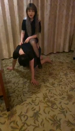 752b9f2baa3cdb0abdab0ba4b3a39ab4.jpg