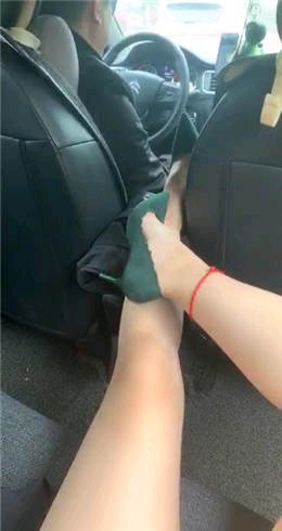 8930e8d44f6796ed0398d9201b3a4a61.jpg