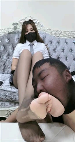 7936a27514e2b5aea31fd63ccd2f99c2.jpg