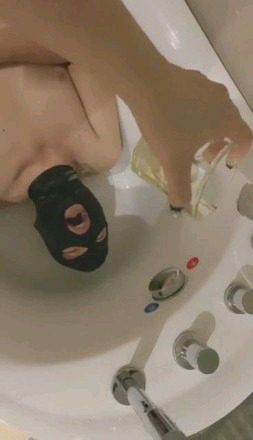 8eb1b34f0f8e3400a20ae182ad38a1af.jpg