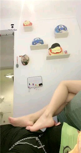 4b8abe1b42eb77510383ff5e4f85205b.jpg