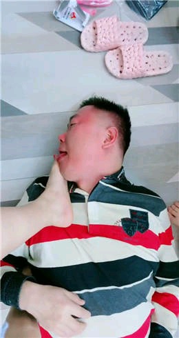 8166d7522f494392c99c532374a5a4a3.jpg