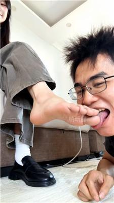 162554h2mlpoq85tggpioo.jpg