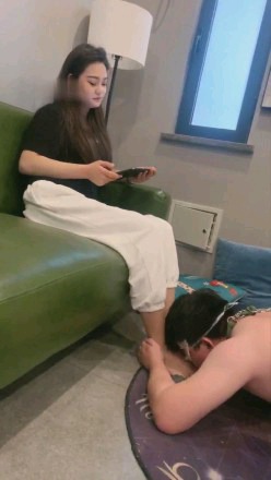 琳琳S圣水刷牙骑大马