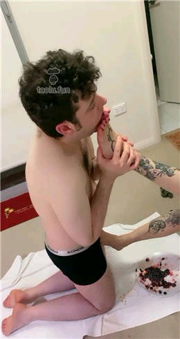 d7ae9b8e91b8f6ee0bfaadcdecd20784.jpg