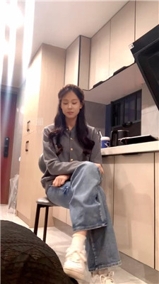 女生也能很暴力3817